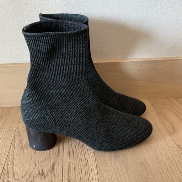 $299 Vince Womens 6.5 36.5 Green Pull On Booties Ankle Boots High Heel Winter - Picture 1 of 4